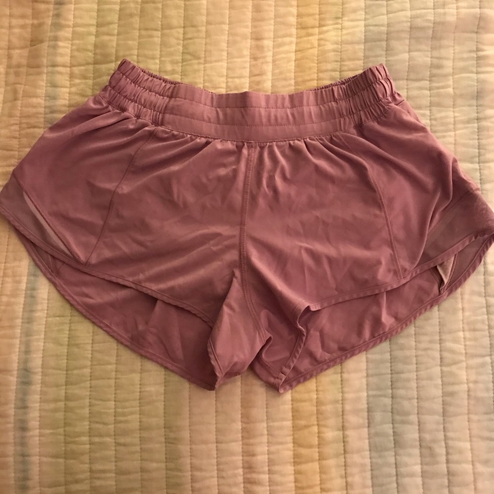 LULU LEMON shorts size 6!